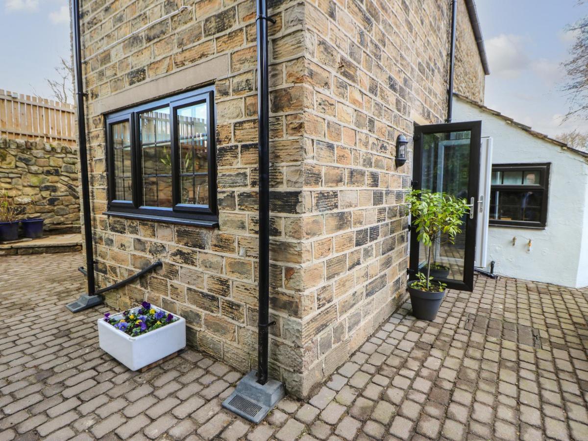 The Cottage Barnsley Exterior photo